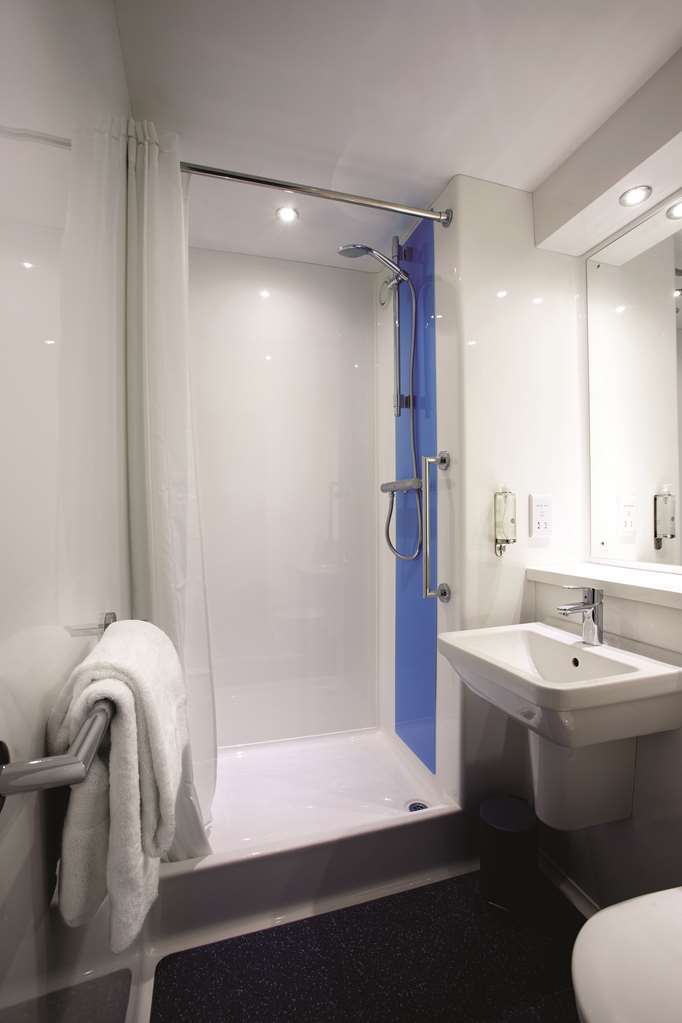Travelodge Ipswich Beacon Hill Coddenham Szoba fotó