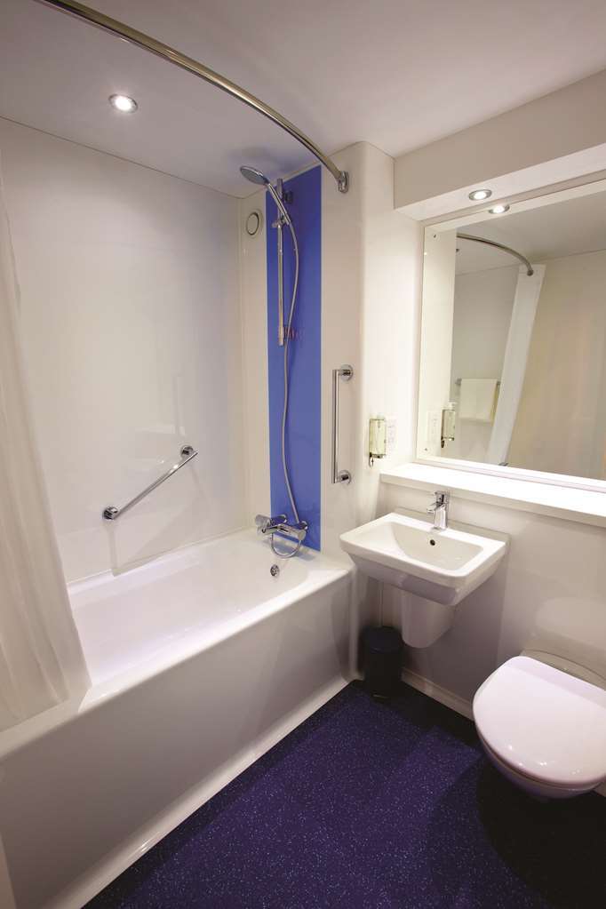 Travelodge Ipswich Beacon Hill Coddenham Szoba fotó